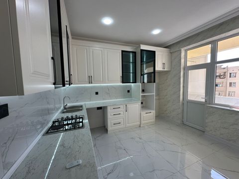 Satılır 3 otaqlı yeni tikili 103 m² — Bakı
