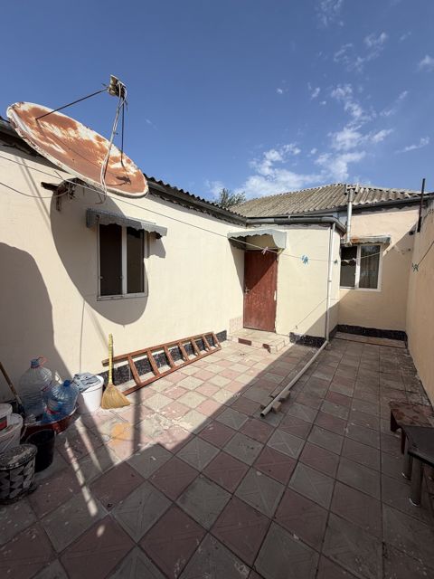 Satılır 3 otaqlı həyət evi/bağ evi 90 m² — Bakı