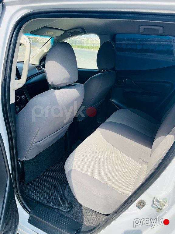 Mitsubishi L200, 2.4 L, 2021 il, 253 465 km — Avtomobillər, Bakı (8)