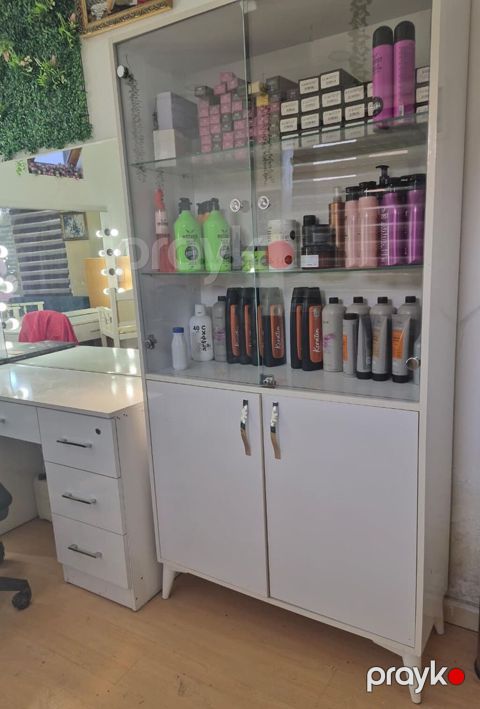 Salon üçün kraska dolabı əla vəziyyətdə 120 manat. Saray (9018) — Digah