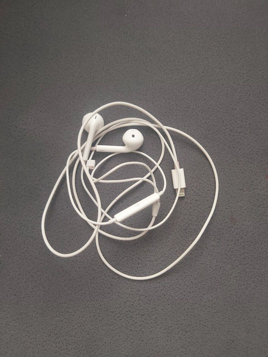 Qulaqlıq Apple — Səs texnikası, Bakı