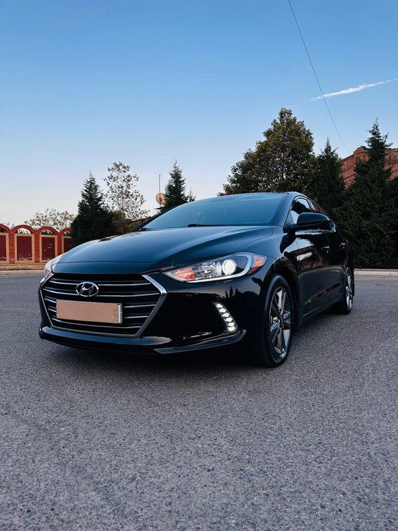 Hyundai Elantra, 2.0 L, 2018 il, 140 500 km — Avtomobillər, Gəncə (11)