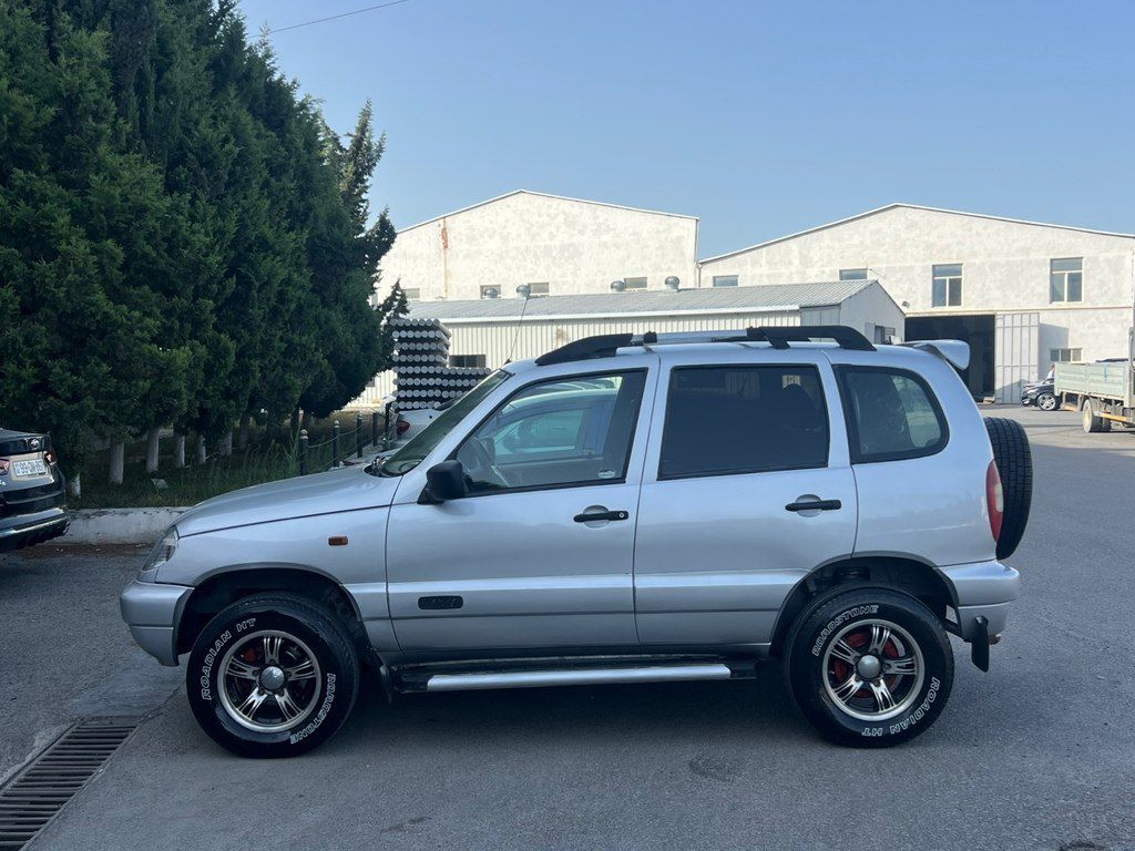 Chevrolet Niva, 1.7 L, 2005 il, 225 000 km — Avtomobillər, Bakı (4)
