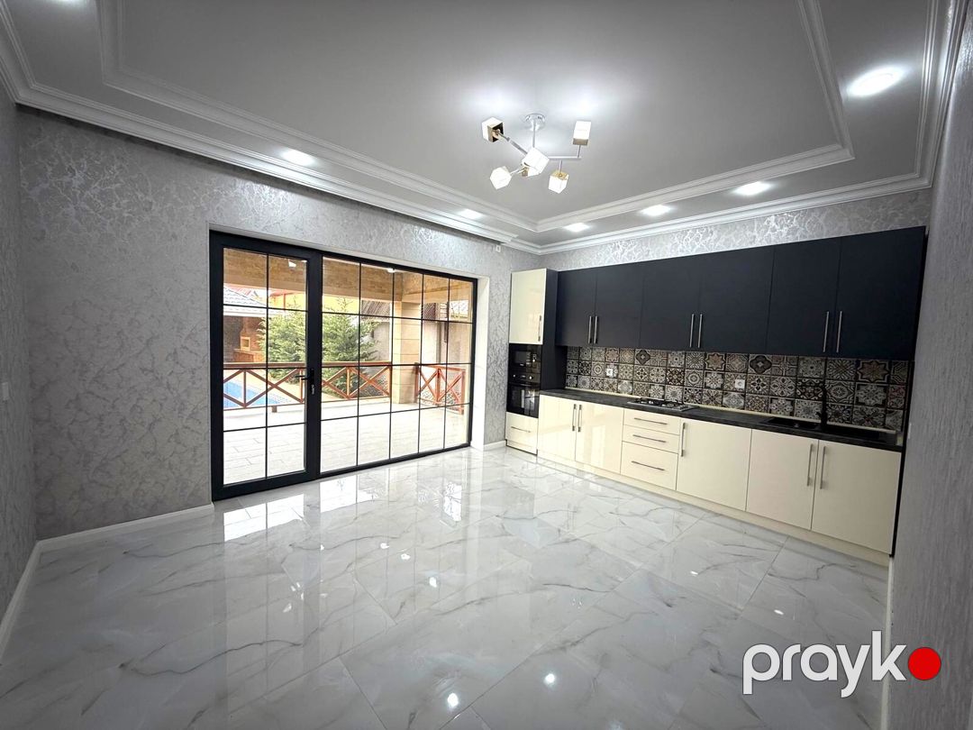 Satılır 4 otaqlı həyət evi/bağ evi 200 m² — Ev, villa, Bakı (9)
