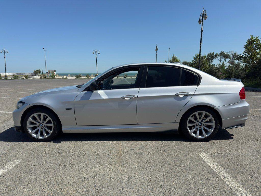 BMW 320, 2.0 L, 2009 il, 260 000 km — Avtomobillər, Sumqayıt (9)