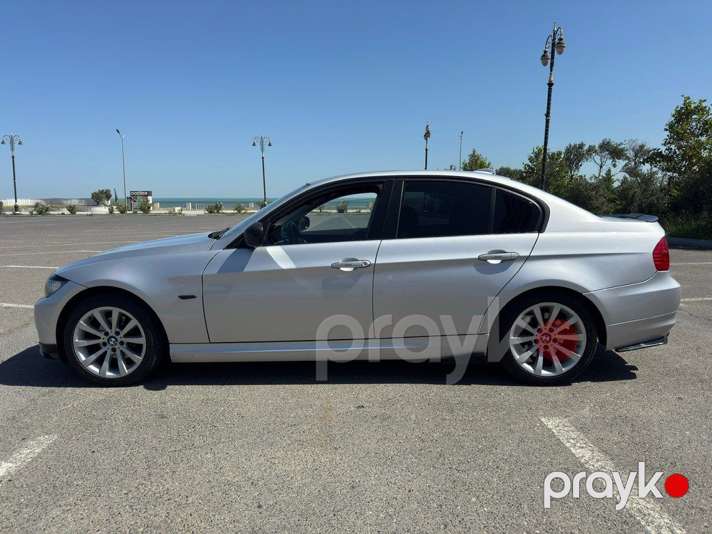 BMW 320, 2.0 L, 2009 il, 260 000 km — Avtomobillər, Sumqayıt (9)