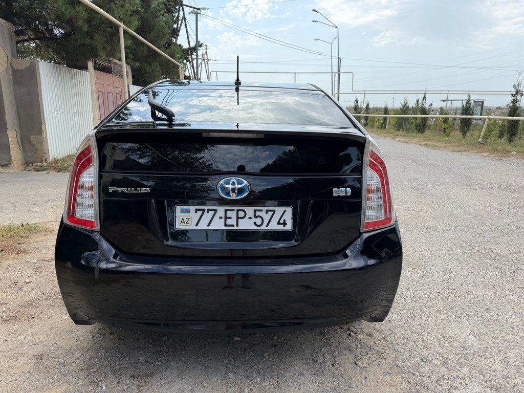 Toyota Prius, 1.8 L, 1.3 kWh, 2015 il, 281 635 km — Avtomobillər, Bakı (11)
