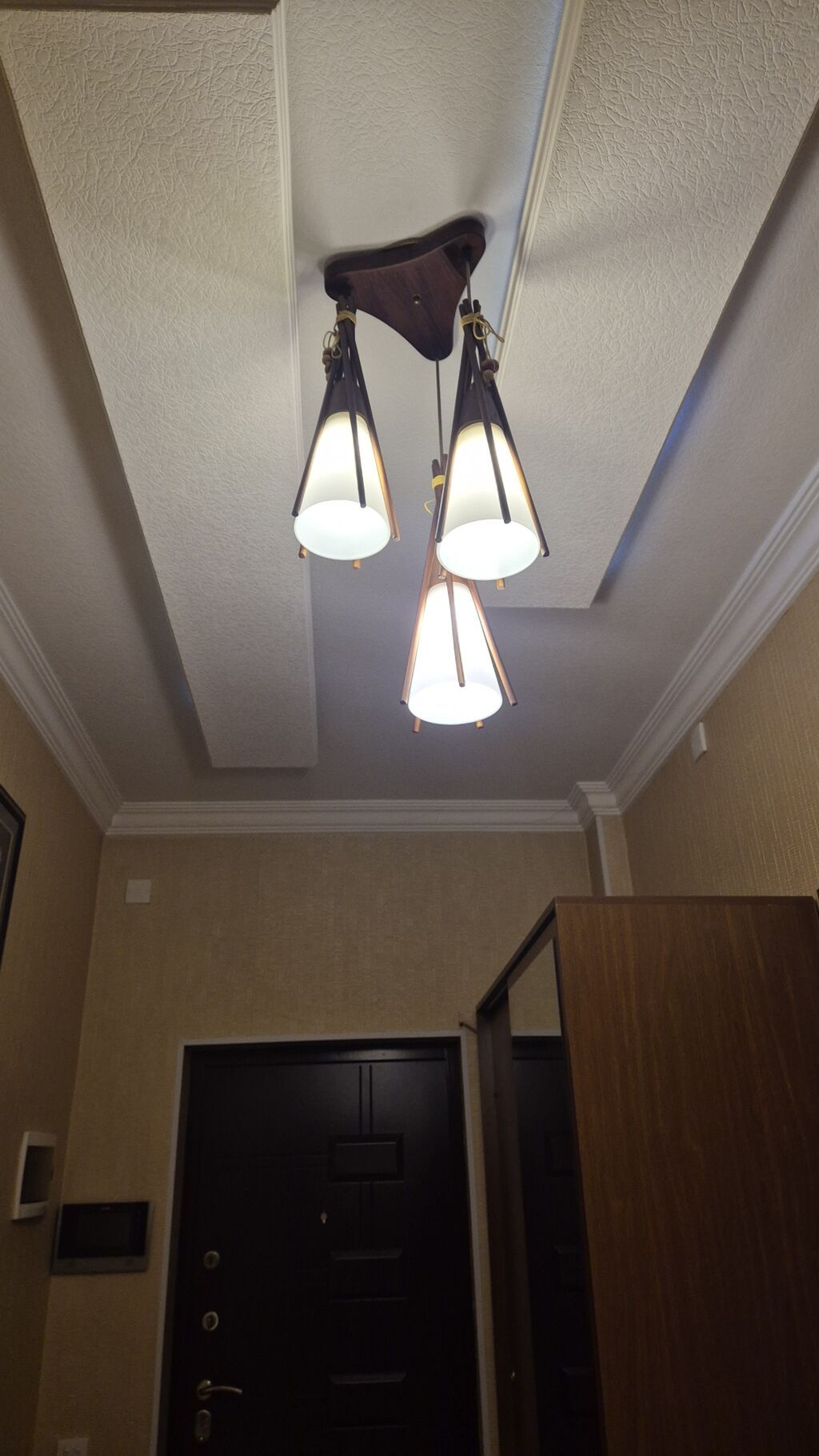 Çılçıraq, 3 lampa, Taxta — Tavan is?qlar? v? cilc?raqlar, Gəncə (2)
