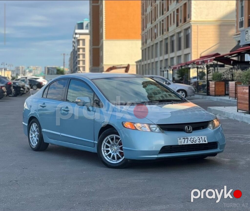 Honda Civic Hybrid sedan - Kuzov: 4 qapılı sedan, açıq mavi rəng — Avtomobillər, Masazır (2)