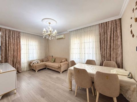 Satılır 3 otaqlı köhnə tikili 78 m² — Bakı