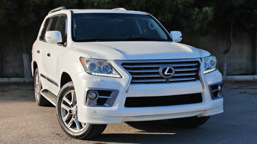 Lexus LX 570, 5.7 L, 2013 il, 147 000 km — Avtomobillər, Bakı