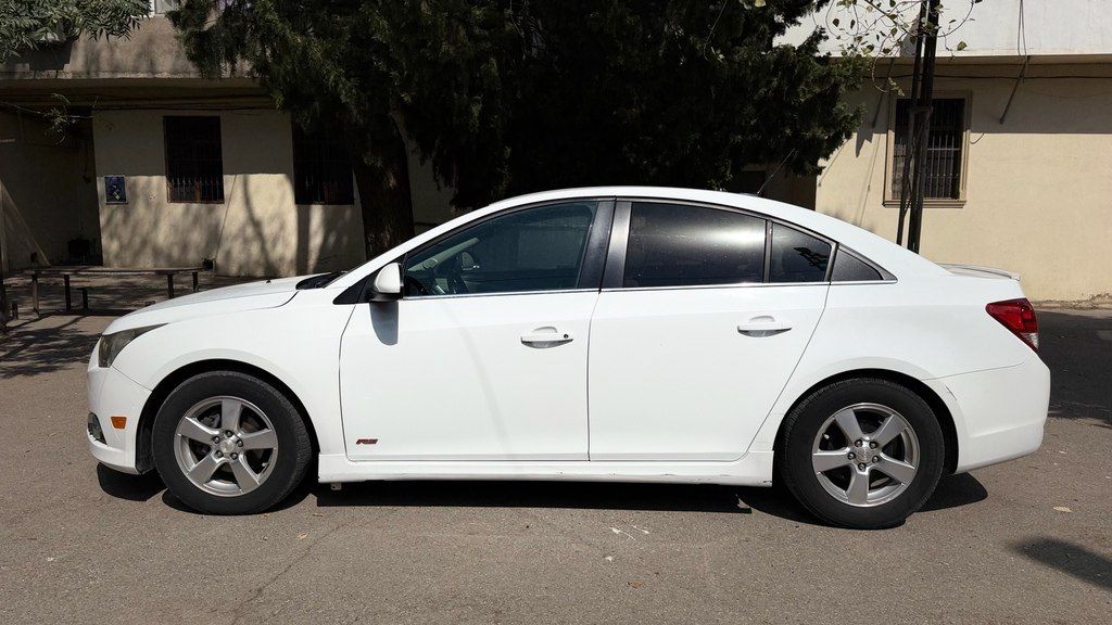 Chevrolet Cruze, 1.4 L, 2011 il, 235 000 km — Avtomobillər, Bakı (3)