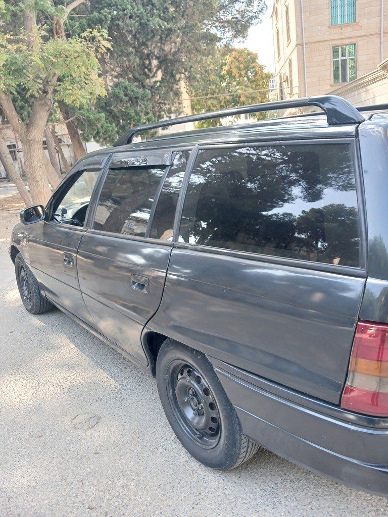 Opel Astra, 1.6 L, 1997 il, 385 000 km — Avtomobillər, Bakı (10)