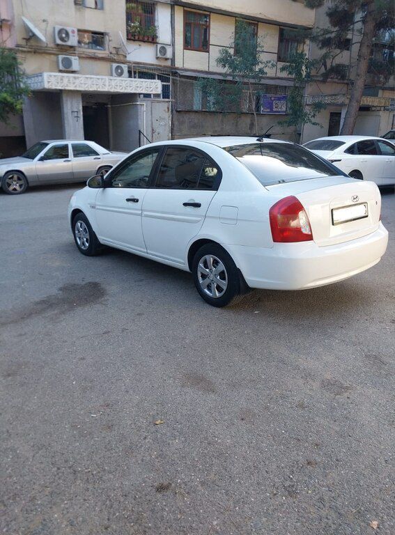 Hyundai Accent, 1.4 L, 2009 il, 207 000 km — Avtomobillər, Bakı (8)