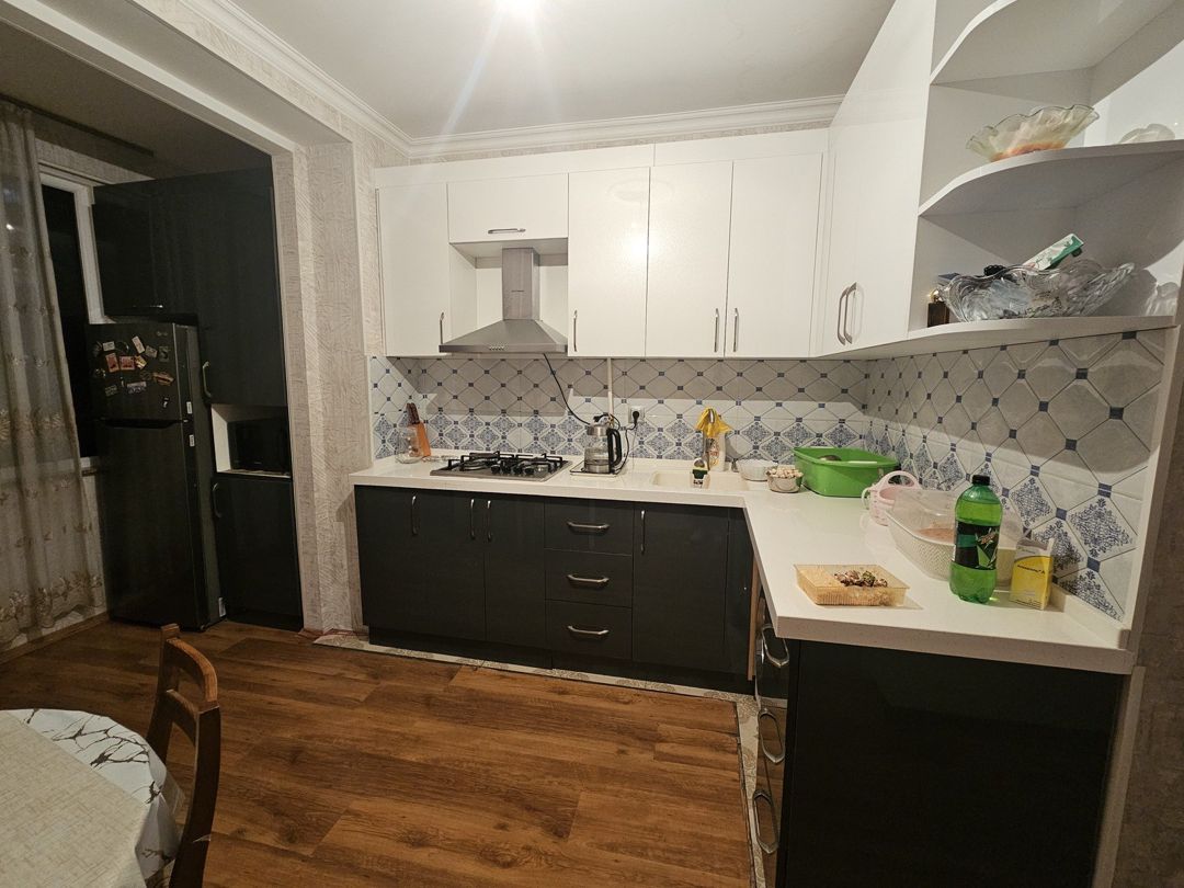 Satılır 2 otaqlı köhnə tikili 75 m² — Mənzil, Bakı (5)
