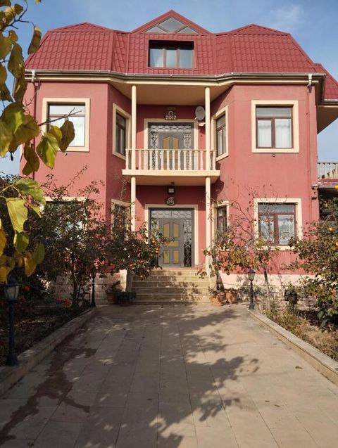Satılır 6 otaqlı həyət evi/bağ evi 360 m² — Bakı