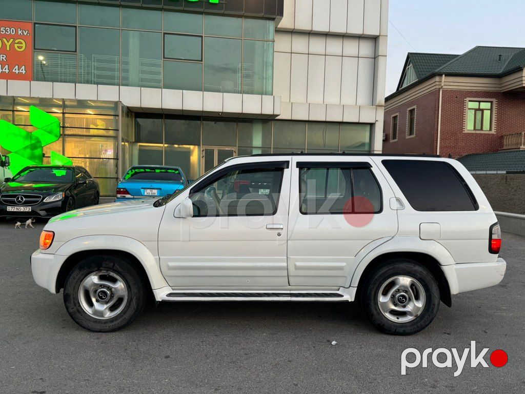 Infiniti QX4, 3.3 L, 1999 il, 300 000 km — Avtomobillər, Bakı (4)