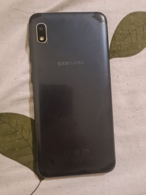 Samsung Galaxy A10, 32 GB, rəng - Qara, Qırıq — Bakı