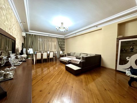 Satılır 3 otaqlı yeni tikili 145 m² — Bakı