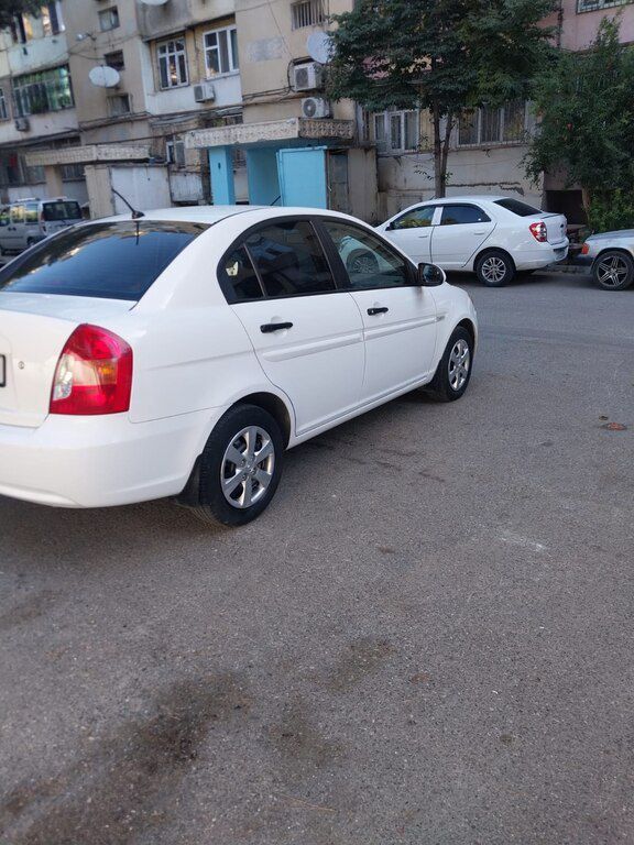 Hyundai Accent, 1.4 L, 2009 il, 207 000 km — Avtomobillər, Bakı (9)