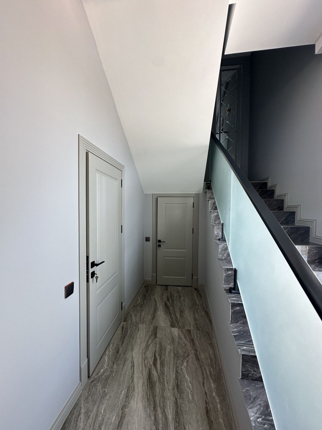 Satılır 4 otaqlı həyət evi/bağ evi 200 m² — Ev, villa, Bakı (8)