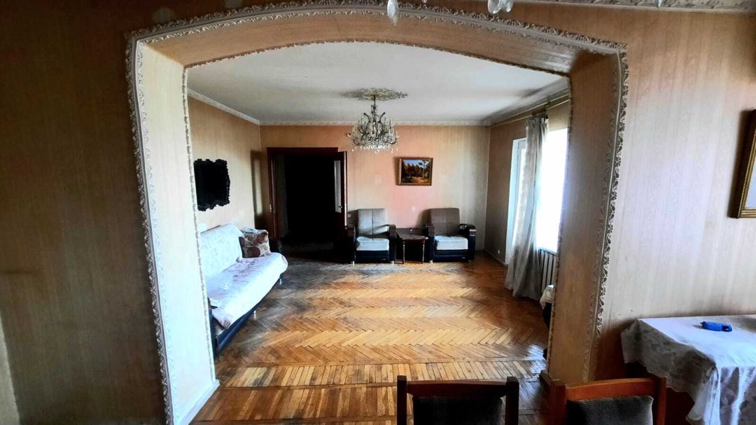 Satılır 4 otaqlı köhnə tikili 110 m² — Mənzil, Bakı (8)
