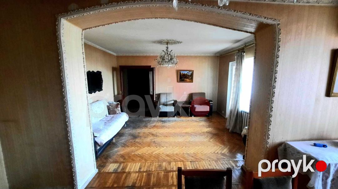 Satılır 4 otaqlı köhnə tikili 110 m² — Mənzil, Bakı (8)