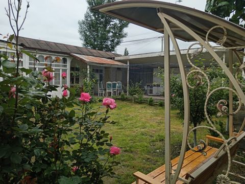 Bağ evi kirayə verilir, Quba r — Quba
