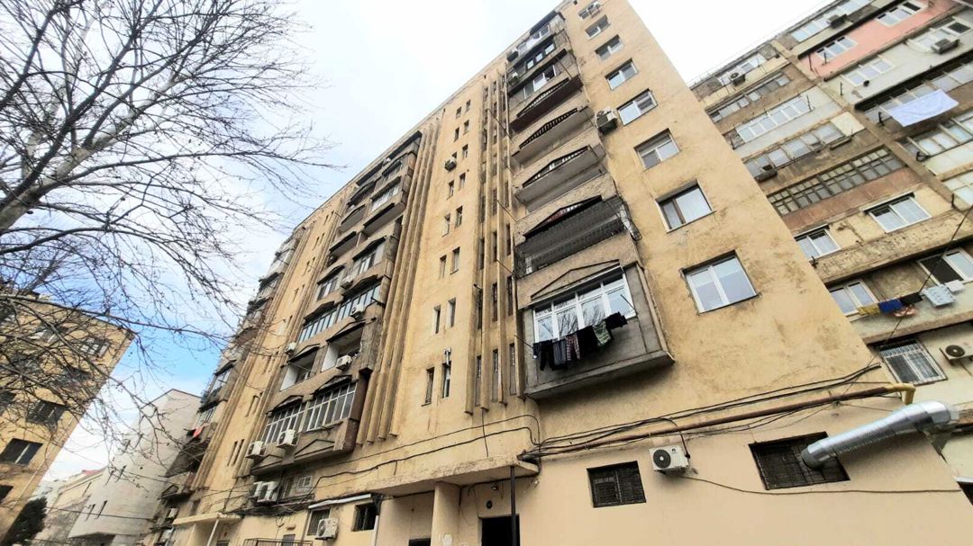 Satılır 4 otaqlı köhnə tikili 110 m² — Mənzil, Bakı (5)