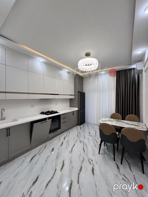 Satılır 2 otaqlı yeni tikili 85 m²