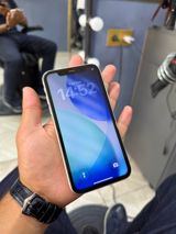 Apple iPhone 11 Yellow 128GB/4GB — Elnur