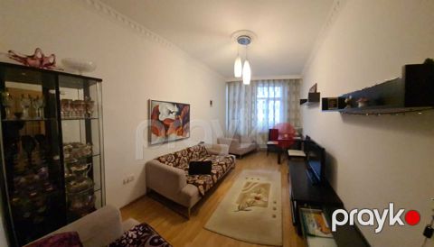 İcarəyə verilir 2 otaqlı yeni tikili 90 m²