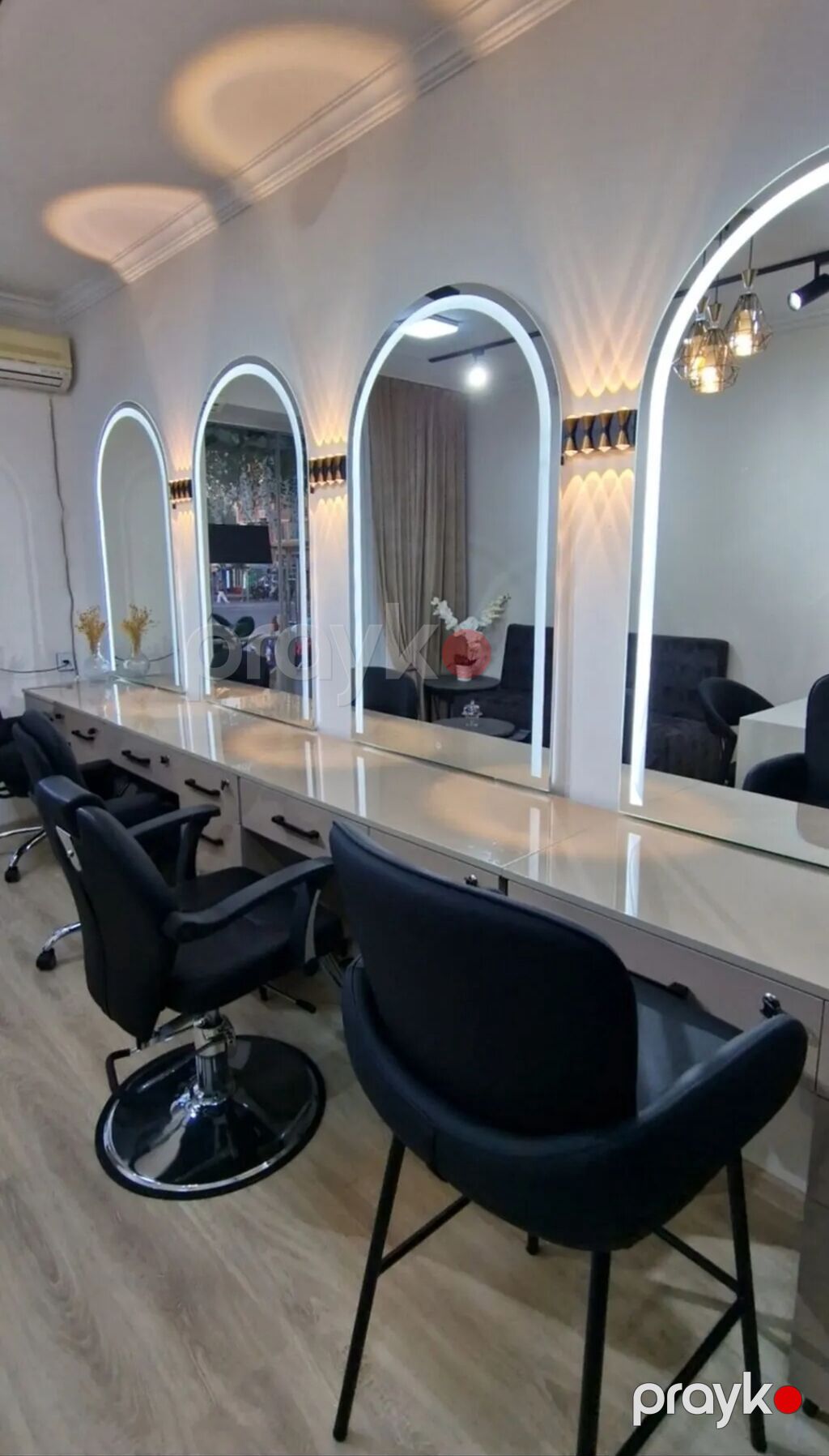 Gözəllik salonu stol icarəyə verilir saç makiyaj. ünvan Sabunçu şəhər — Salon mebeli, Digah