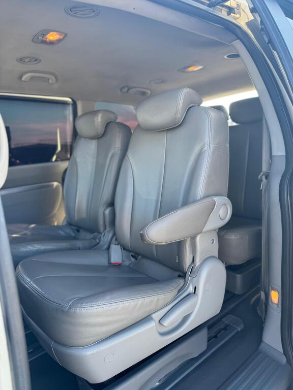 Kia Carnival, 2.2 L, 2011 il, 318 000 km — Avtomobillər, Bakı (11)