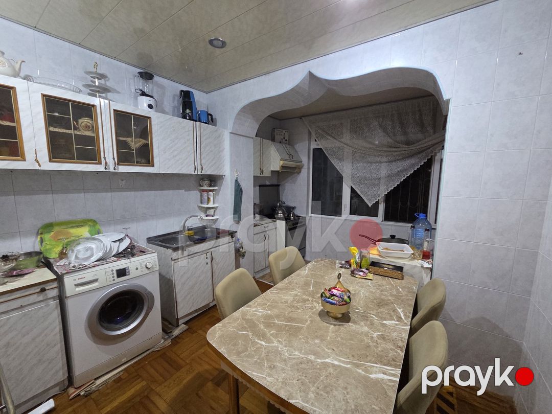 Satılır 4 otaqlı köhnə tikili 130 m² — Mənzil, Bakı (9)