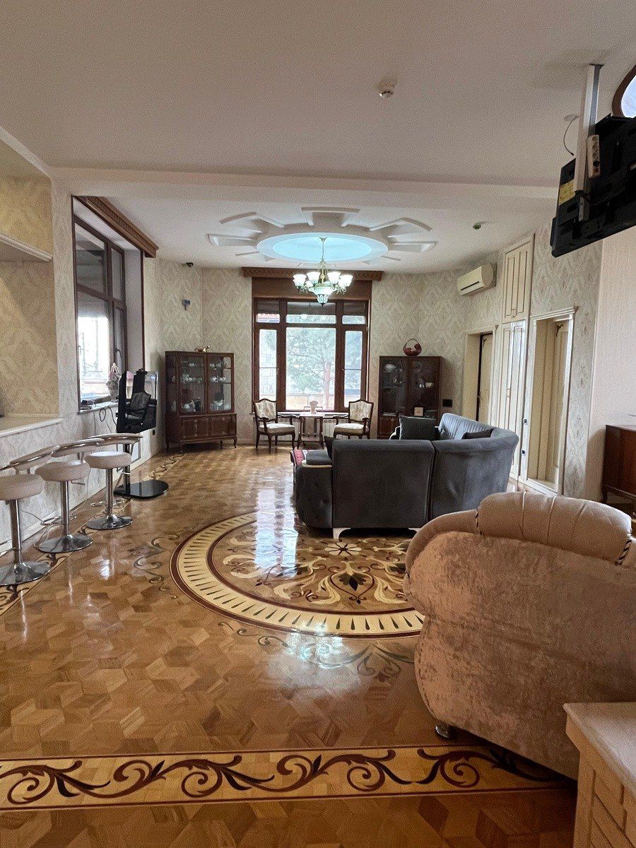 Satılır 7 otaqlı həyət evi/bağ evi 850 m² — Ev, villa, Bakı (7)