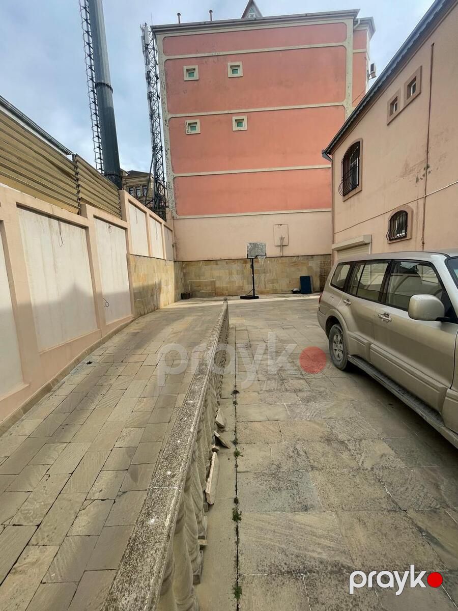 Satılır 6 otaqlı həyət evi/bağ evi 300 m² — Ev, villa, Bakı (5)