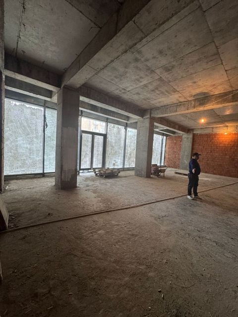 Satılır obyekt 550 m² — Xırdalan