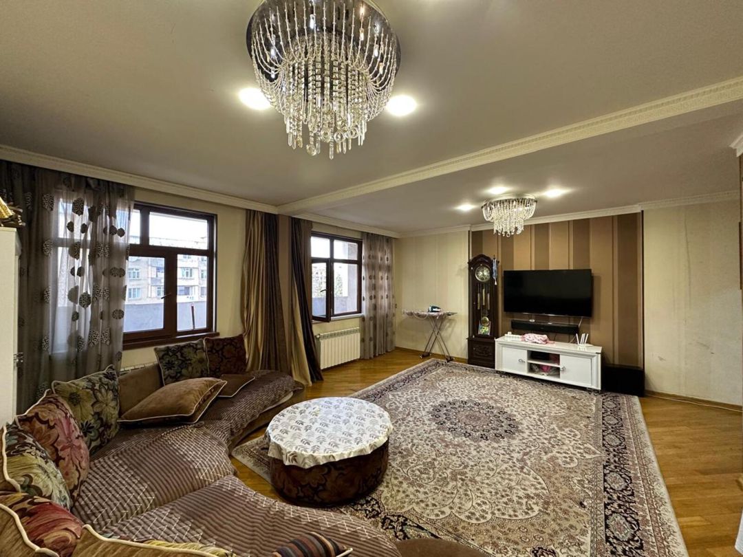 Satılır 4 otaqlı köhnə tikili 120 m² — Mənzil, Bakı (3)