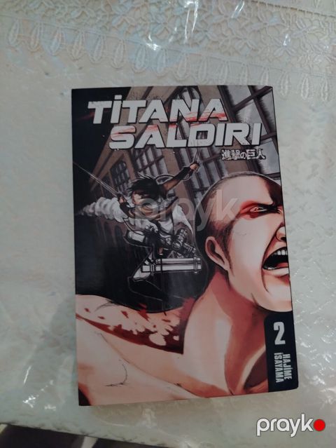 Məhsul: Titana Saldırı (Attack on Titan) – 2-ci cild Müəllif: Hajime — Bakı