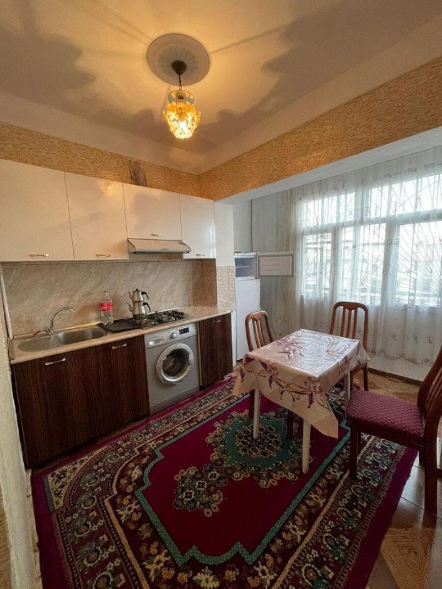 İcarəyə verilir 3 otaqlı köhnə tikili 95 m² — Mənzil, Bakı (6)