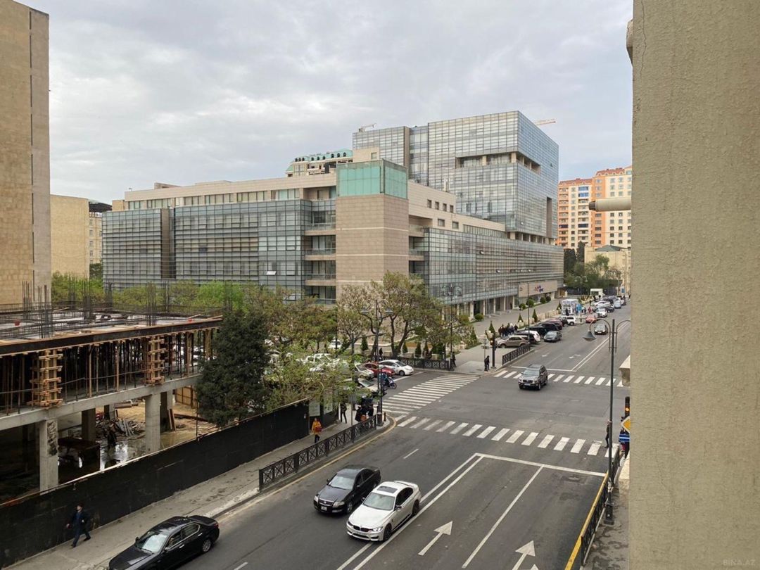 İcarəyə verilir 3 otaqlı köhnə tikili 85 m² — Mənzil, Bakı (4)