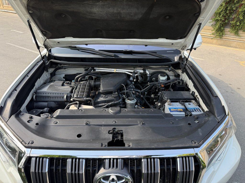 Toyota Land Cruiser Prado, 2.7 L, 2010 il, 282 000 km — Avtomobillər, Bakı (11)