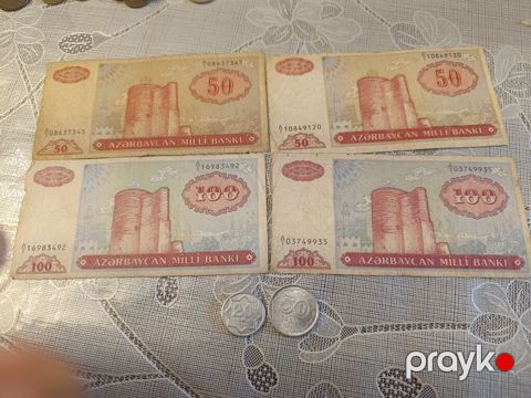Azerbaycan Milli Bankının köhnə pullari 1990 il. Tərkib: - 2 ədəd 50 — Bakı