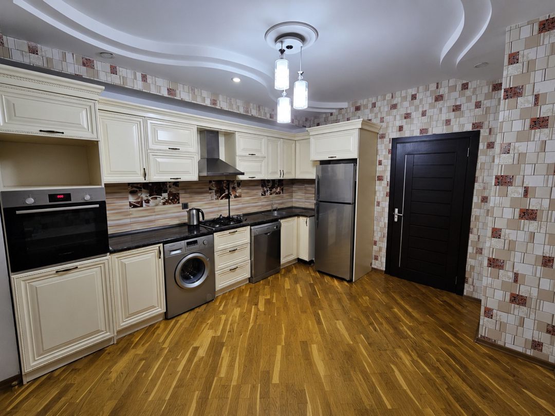 Satılır 3 otaqlı yeni tikili 126 m² — Mənzil, Bakı (4)