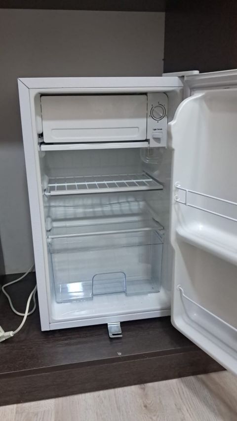 Mini soyuducu – Ficher - Kompakt ölçülü masaaltı/otaq tipli mini — Bakı