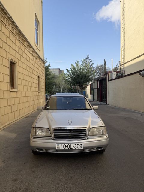 Mercedes C 180, 1.8 L, 1995 il, 631 380 km — Bakı