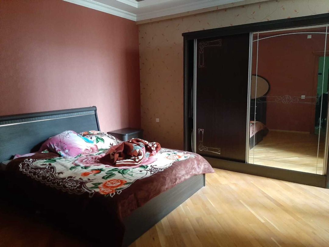 Satılır 4 otaqlı yeni tikili 150 m² — Mənzil, Bakı (7)
