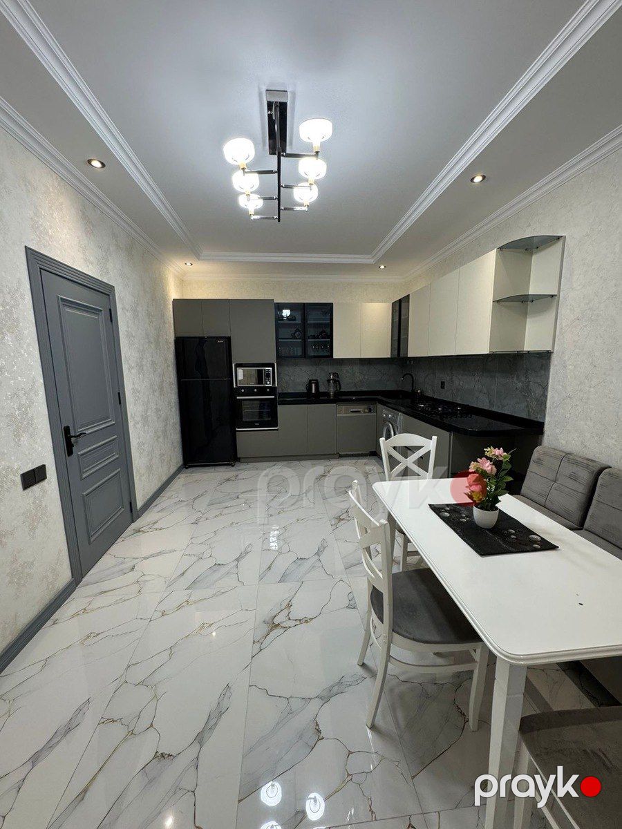 İcarəyə verilir 5 otaqlı həyət evi/bağ evi 240 m² — Ev, villa, Bakı (8)