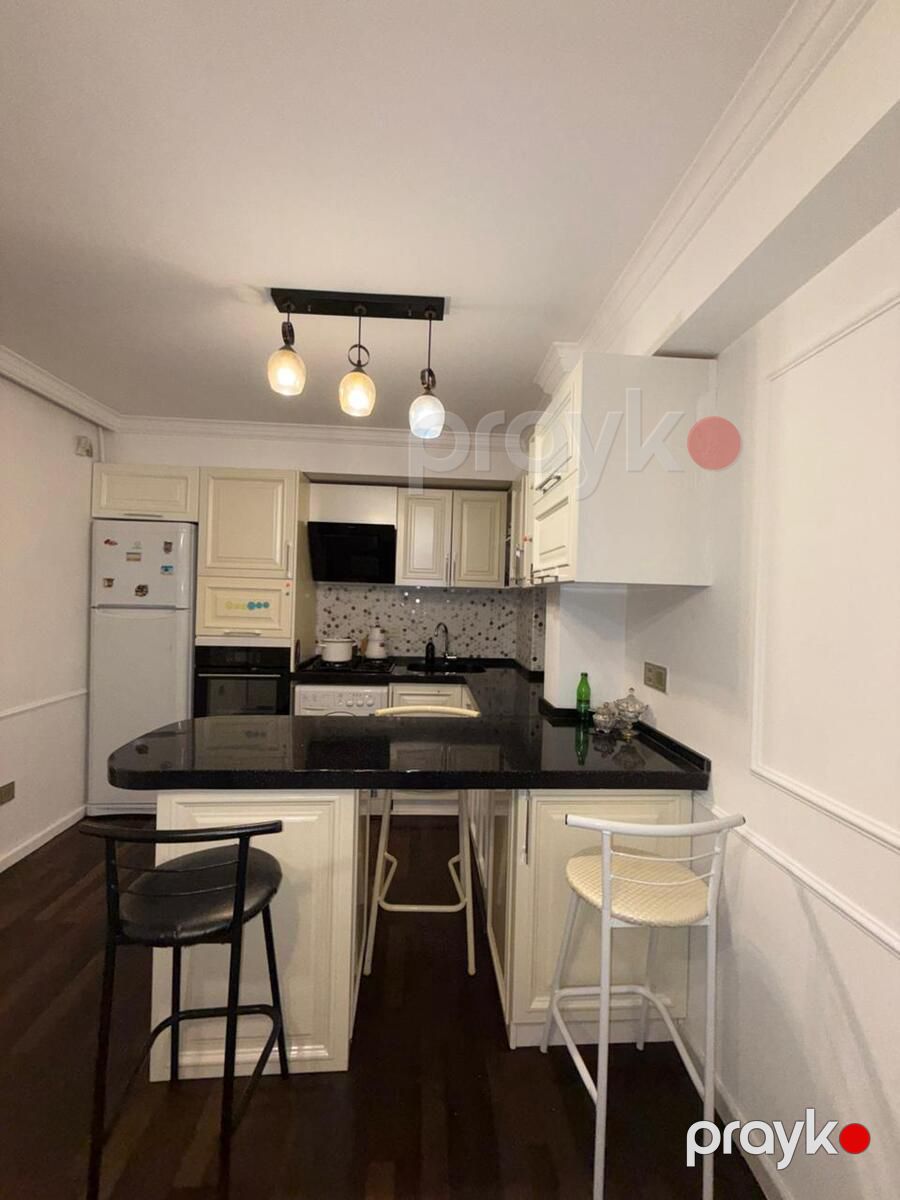 Satılır 2 otaqlı köhnə tikili 60 m² — Mənzil, Bakı (8)